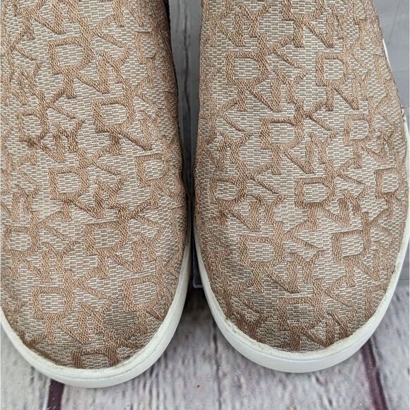 DKNY Cam Gore Logo Print Slip-On Sneaker - Picture 8 of 9